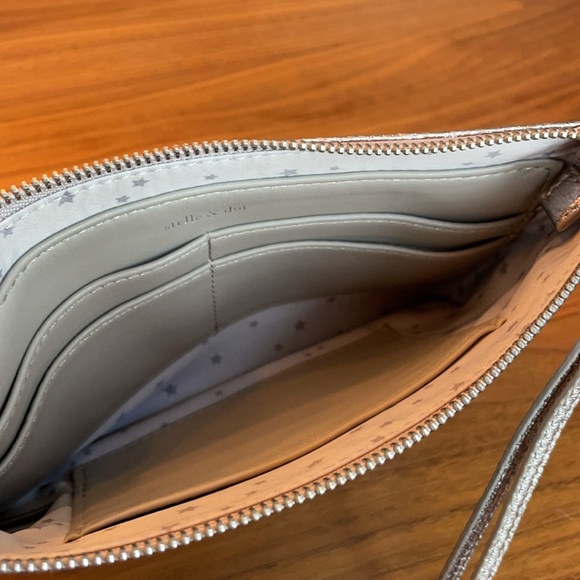 Stella & Dot Wristlet - Picture 3 of 3